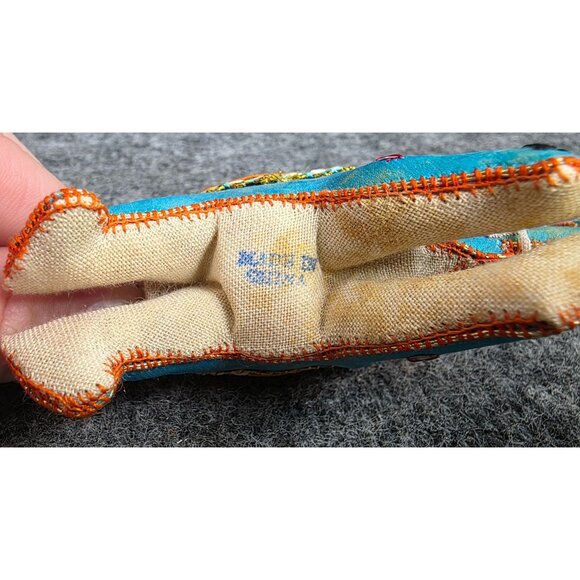 2 Vtg Fabric Elephant Decorations Yellow & Blue Embroidered Accents - Picture 4 of 7